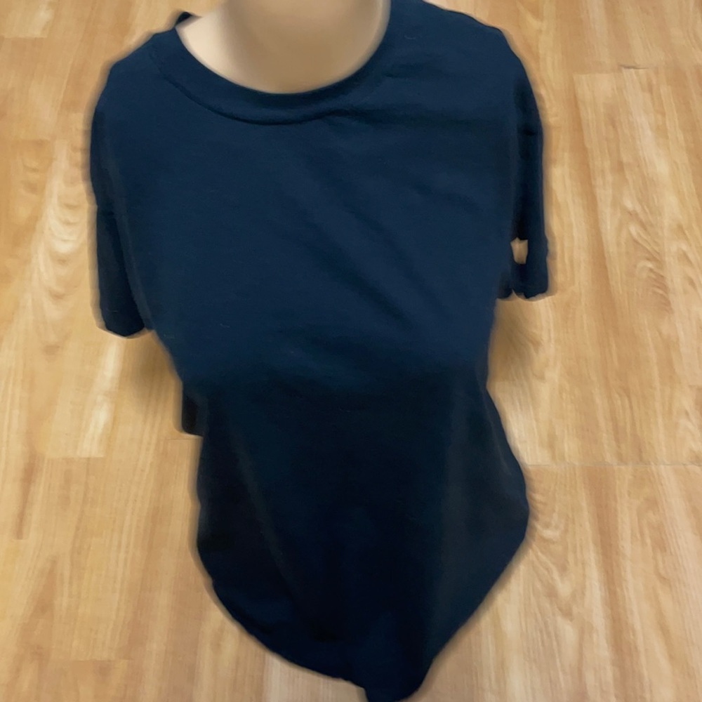 Puritan Size Large black short sleeve T-Shirt